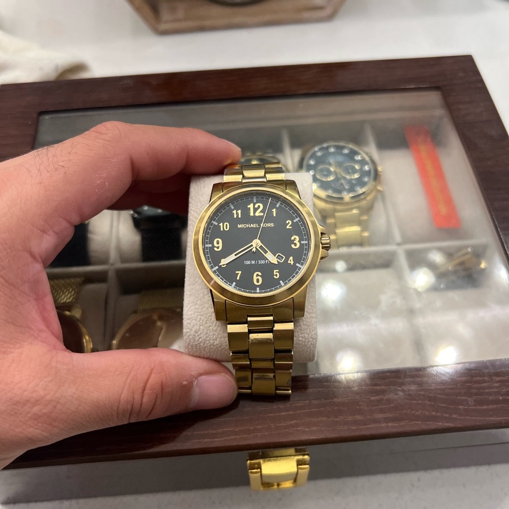 Micheal kors watch.  Some damage to the links